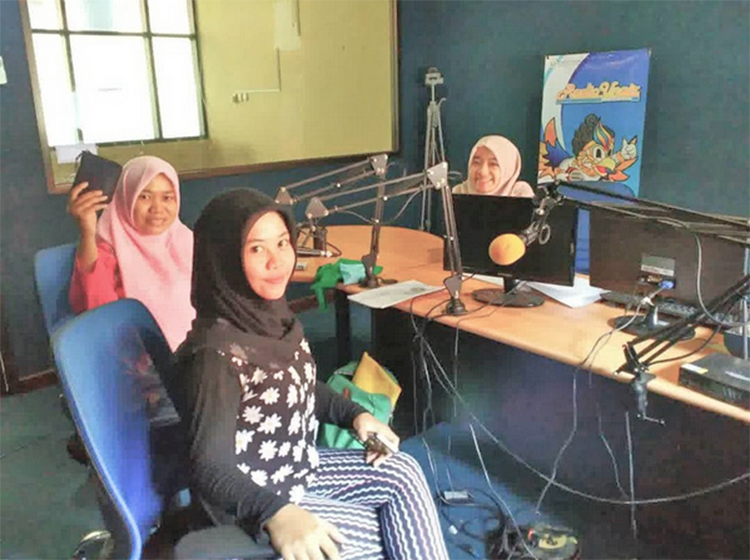 Read more about the article [Podcast] Ksatria Airlangga Reusable Bag, Inovasi Pengganti Kresek Karya Mahasiswa