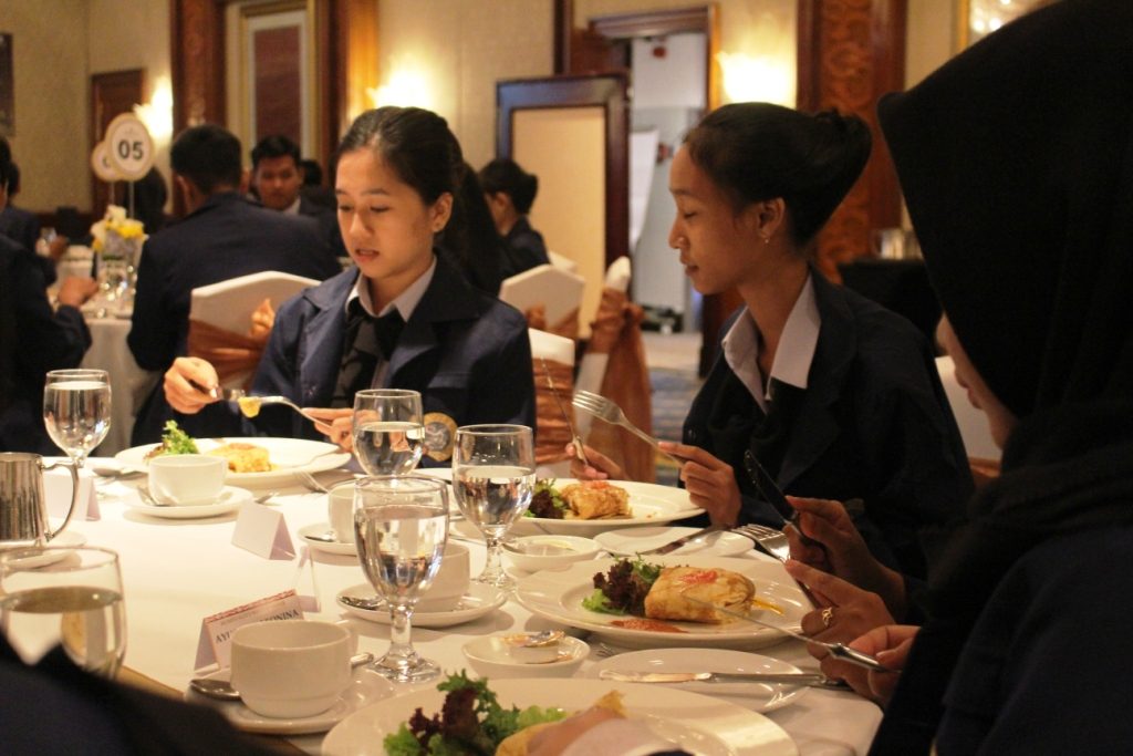 manajemen perhotelan