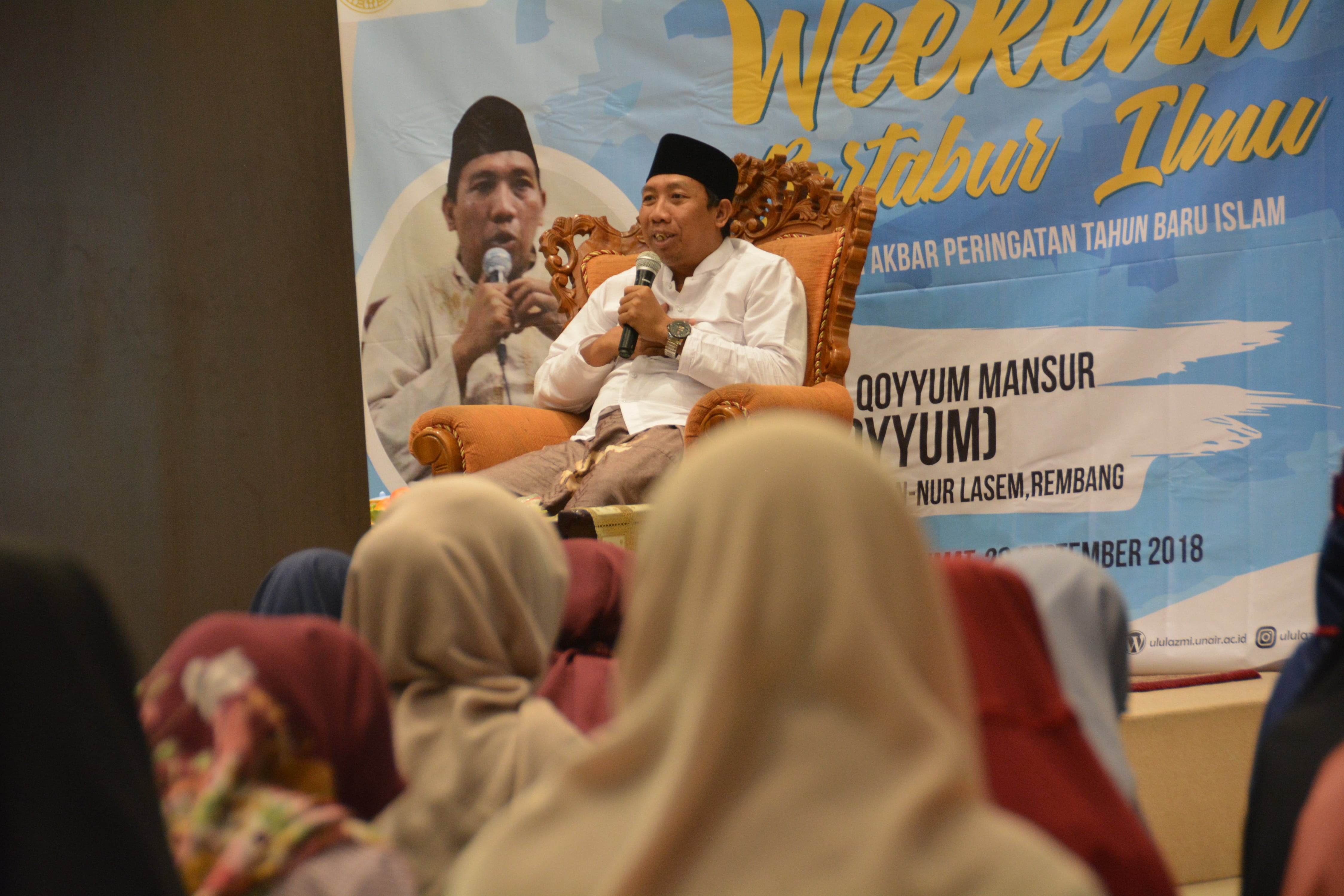 Read more about the article Weekend Bertabur Ilmu Ajak Mahasiswa Berlomba Mencari Ilmu dan Melakukan Kebaikan