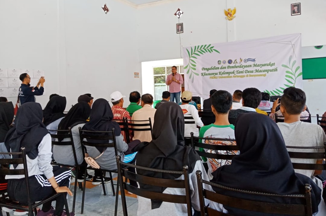 Read more about the article Accounting Students Invite Macanputih Farmer Group to Use Papaya