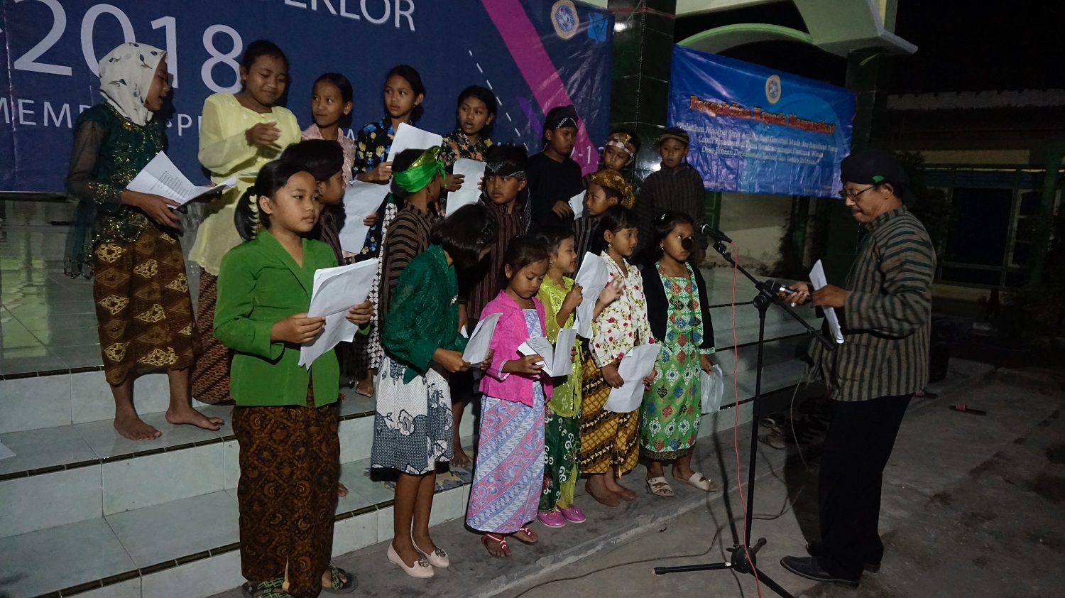 Read more about the article Kemloko Jadi Desa Binaan Sastra Indonesia UNAIR