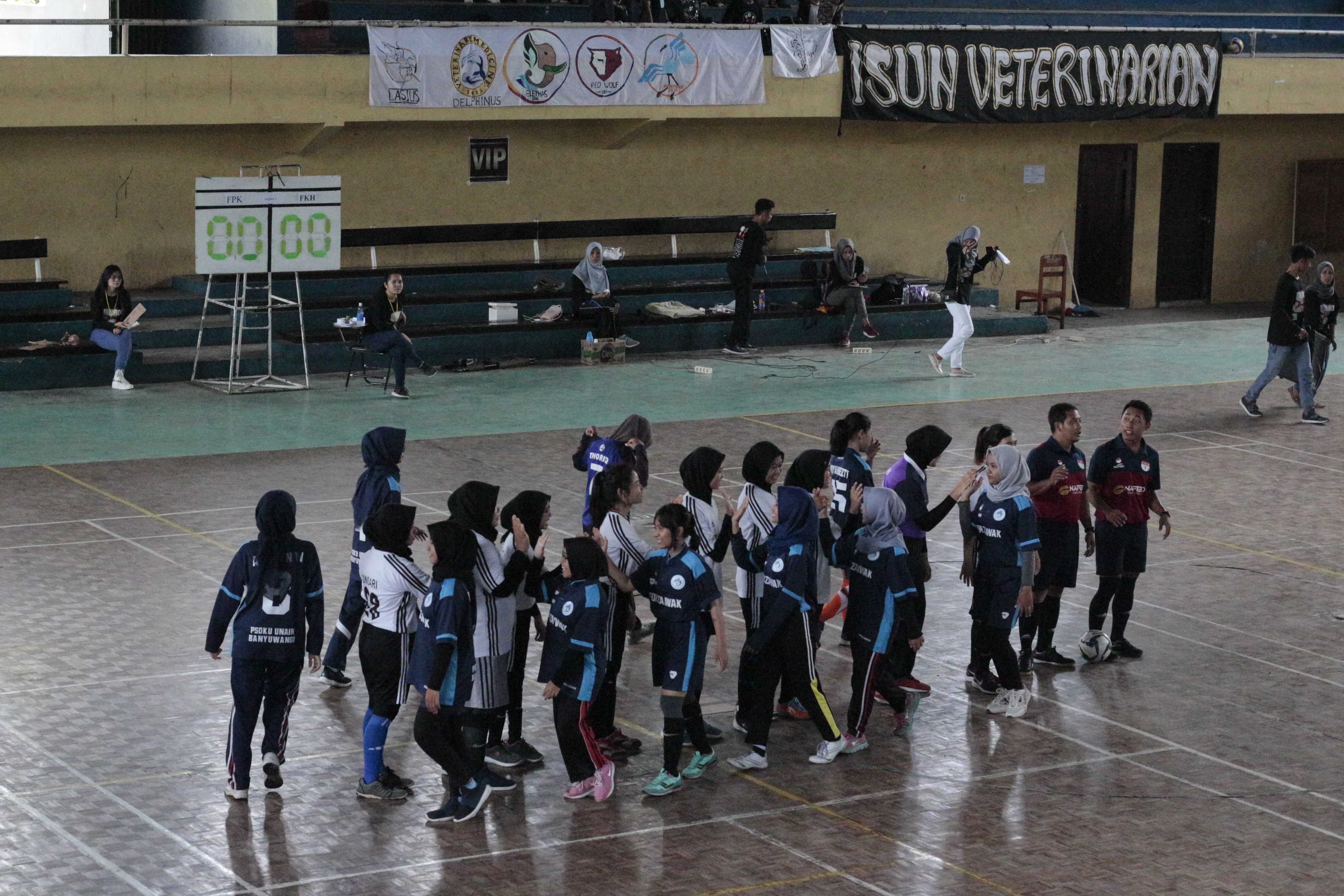 Read more about the article Kata Mahasiswa AIROC Ajang Kompetisi dan Persatuan UNAIR Banyuwangi