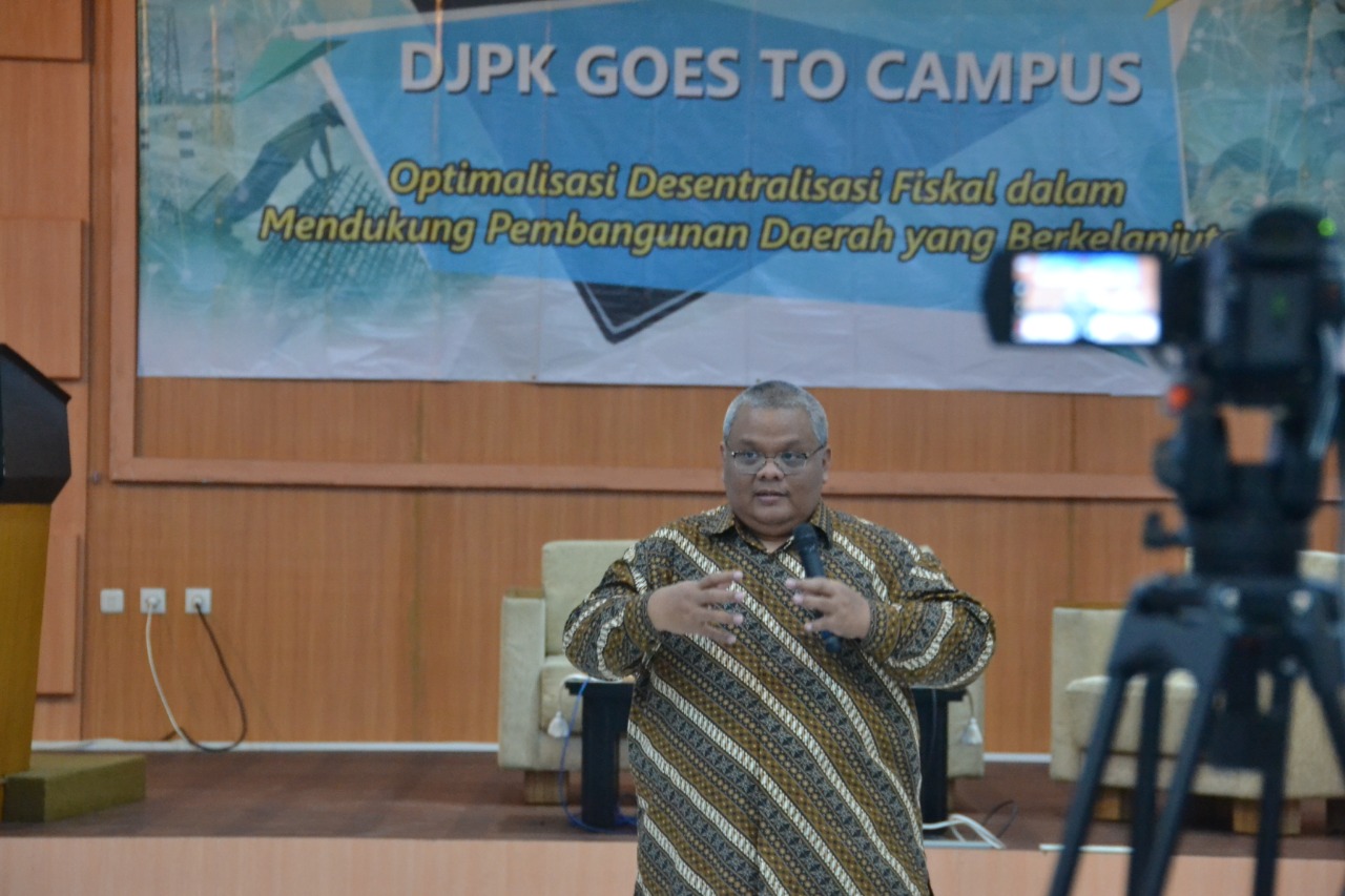 Read more about the article DJPK Goes to Campus UNAIR Bahas Optimalisasi Desentralisasi Fiskal