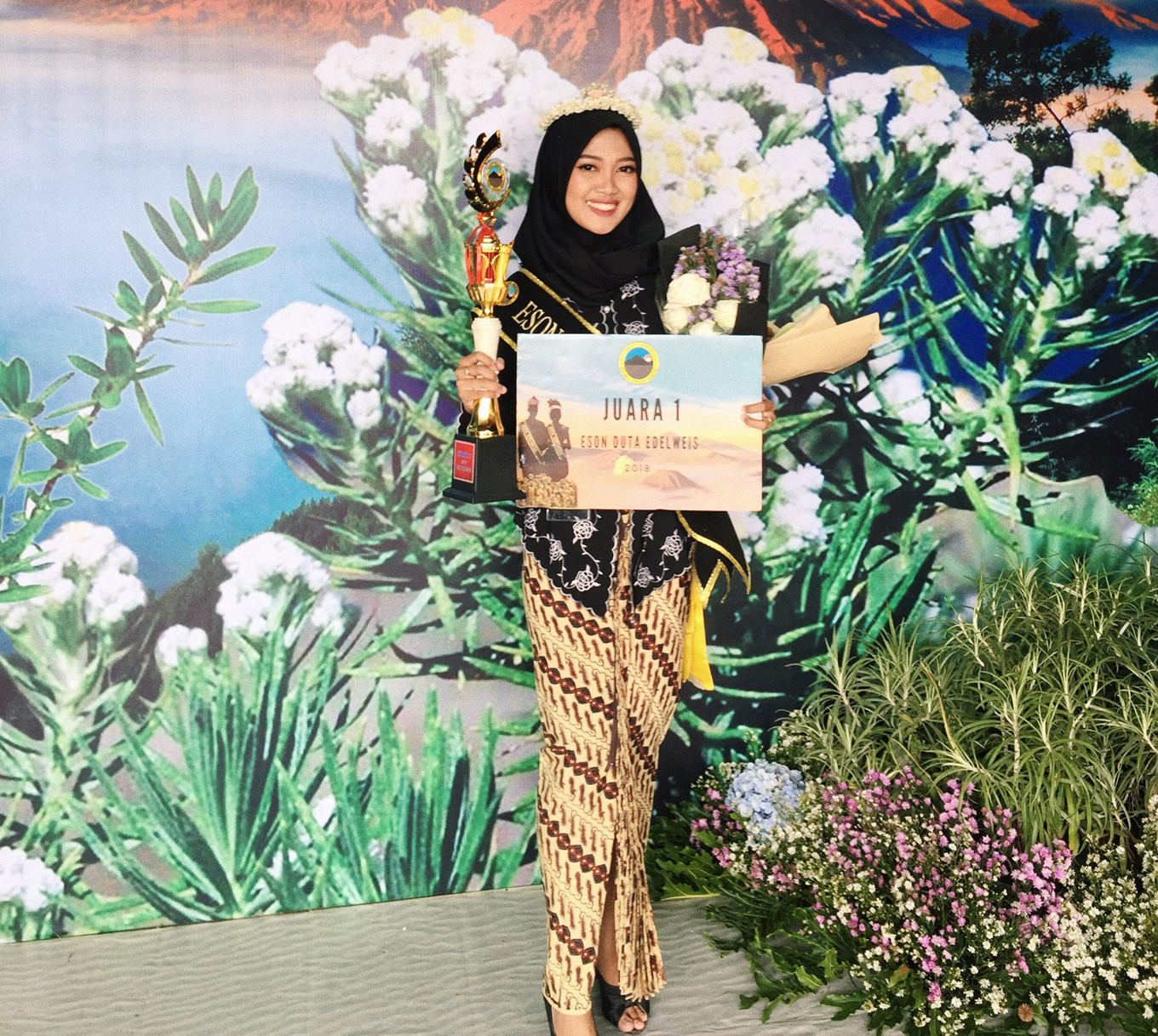 Read more about the article Sukma Ningrum Crowned as Edelweiss Ambassador 2018