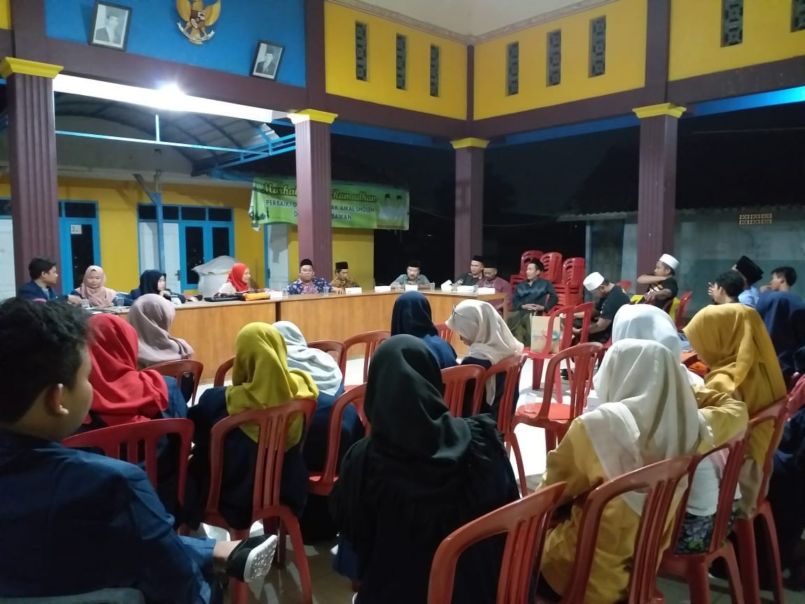Read more about the article D3 Nursing Study Program Presses Number of Early Marriage in Cerme, Gresik