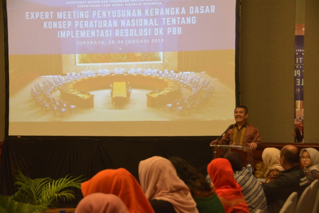 Menlu and FH UNAIR