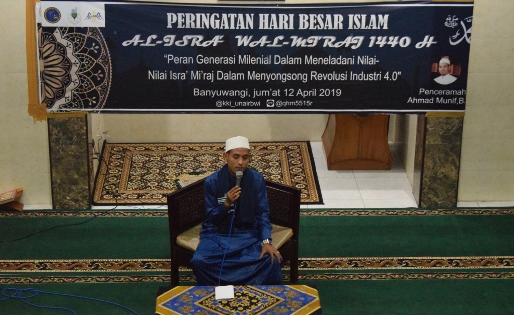KKI: Ustaz Munif saat memberikan ceramah agama dalam peringatan Isra Mikraj 1440 H. (Foto: Istimewa)