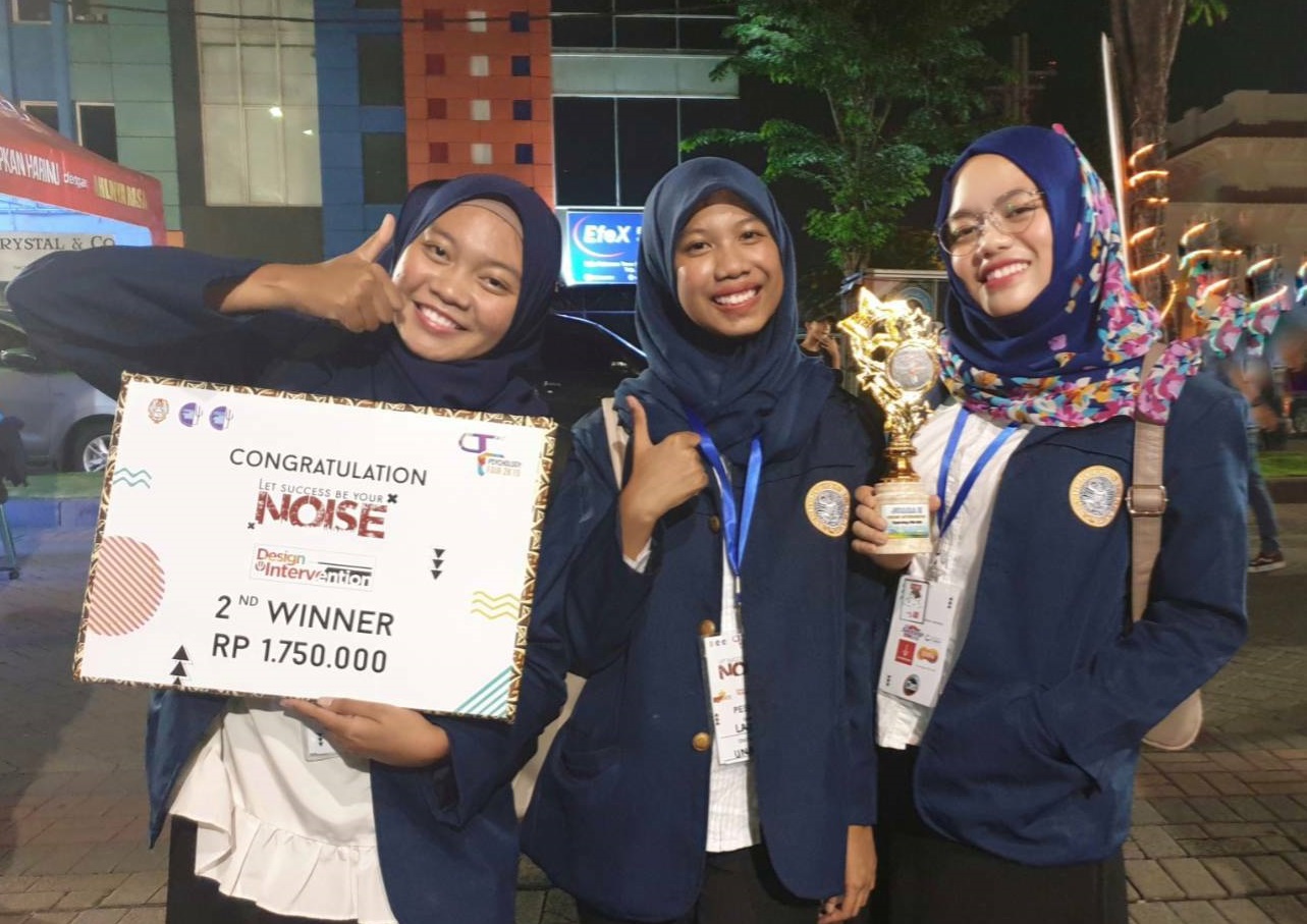 THREE Faculty of Psychology students won Second Place in 2019 Psychology Fair held at Widya Mandala Catholic University, Surabaya.