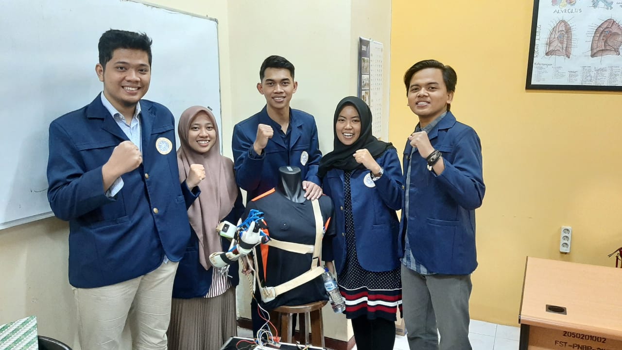 Read more about the article UNAIR Student  Creates “Mobile” Exoskeleton Based on Voice Recognition