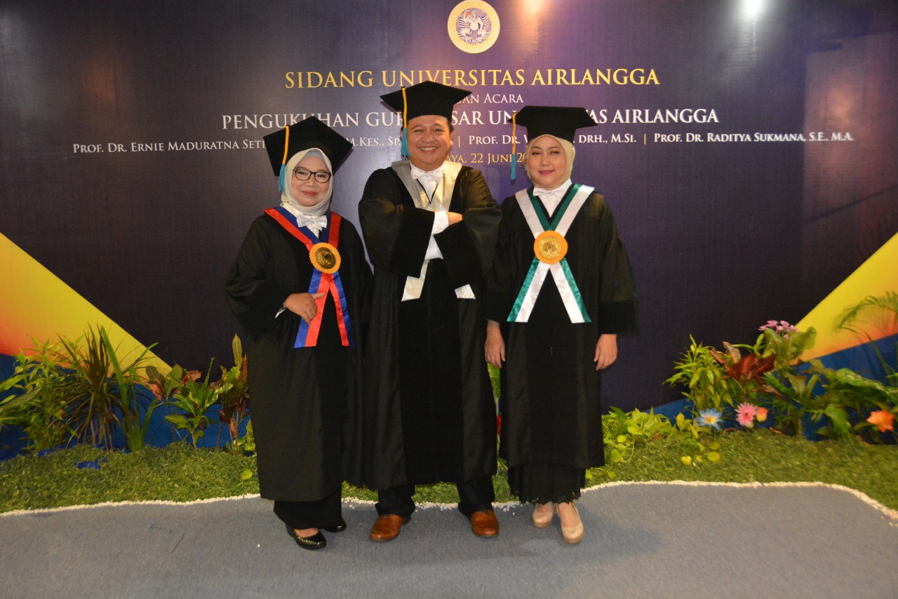 Read more about the article Rektor UNAIR Resmi Kukuhkan Tiga Guru Besar Baru