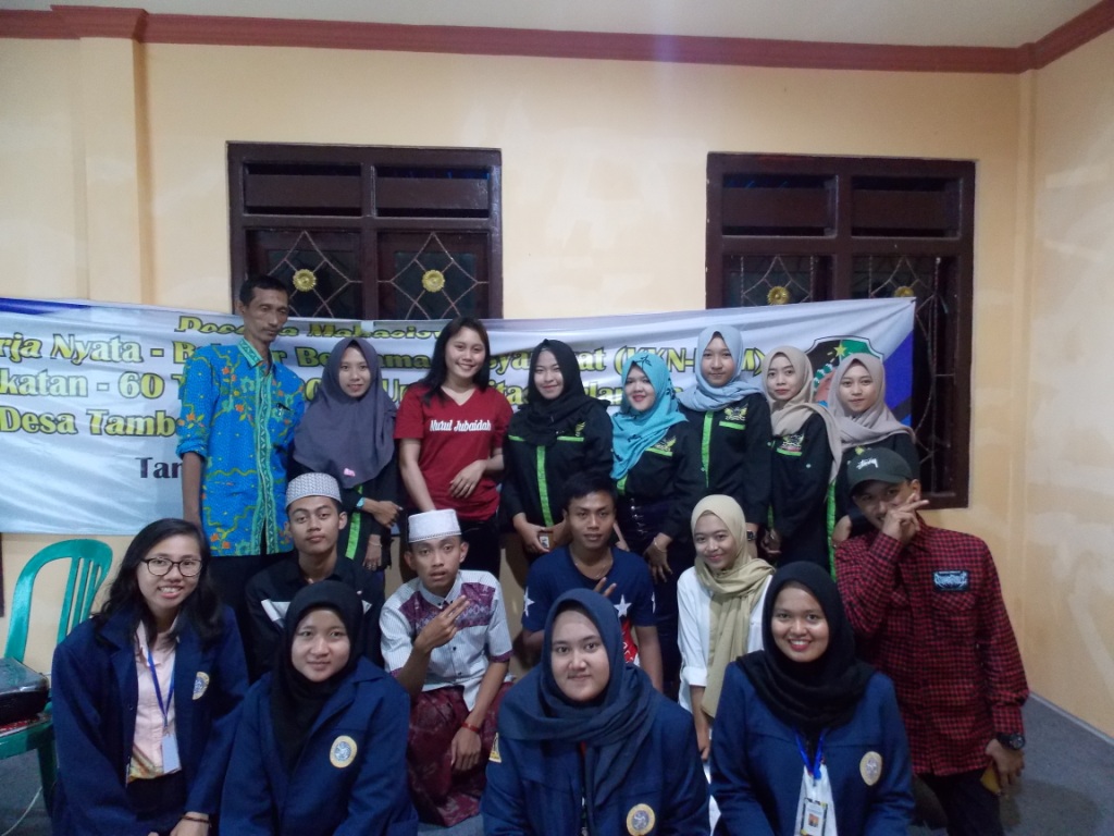 Read more about the article Kata Mereka, Warga Desa Tambong Usai Ikuti Pelatihan Jurnalistik Mahasiswa KKN