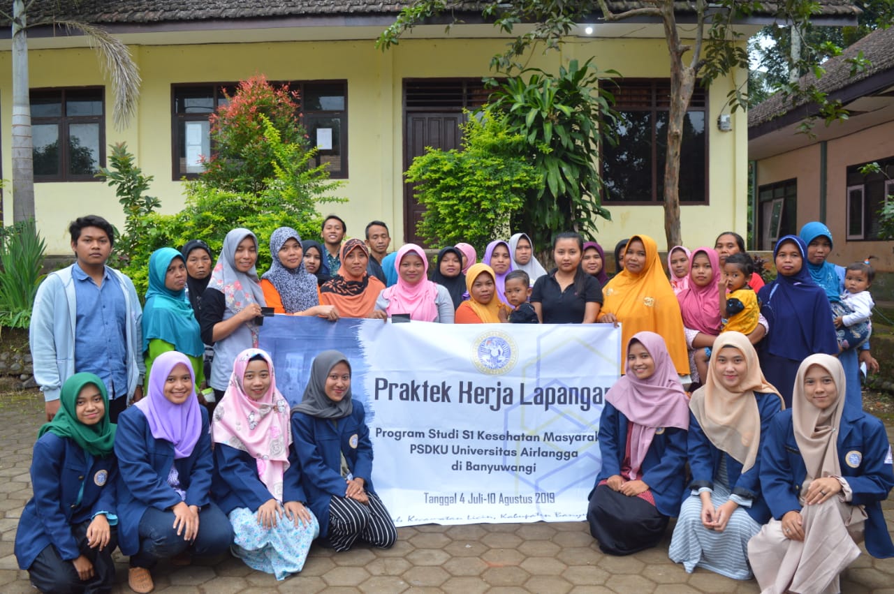 Read more about the article Gerobak Sampah dan Berkas Sakura Inovasi Mahasiswa PKL FKM PSDKU