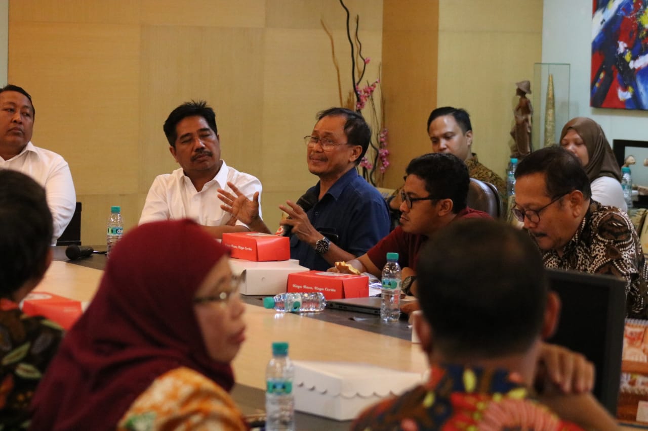 Read more about the article UNAIR dan Jawa Pos Bahas Walikota Surabaya 2020