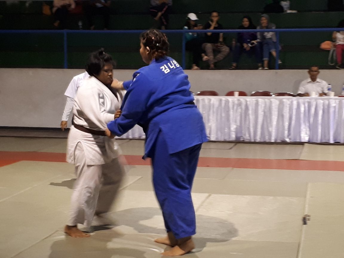 Read more about the article Cabor Judo Persembahan Medali Emas di Pekan Olahraga Mahasiswa Tingkat Daerah