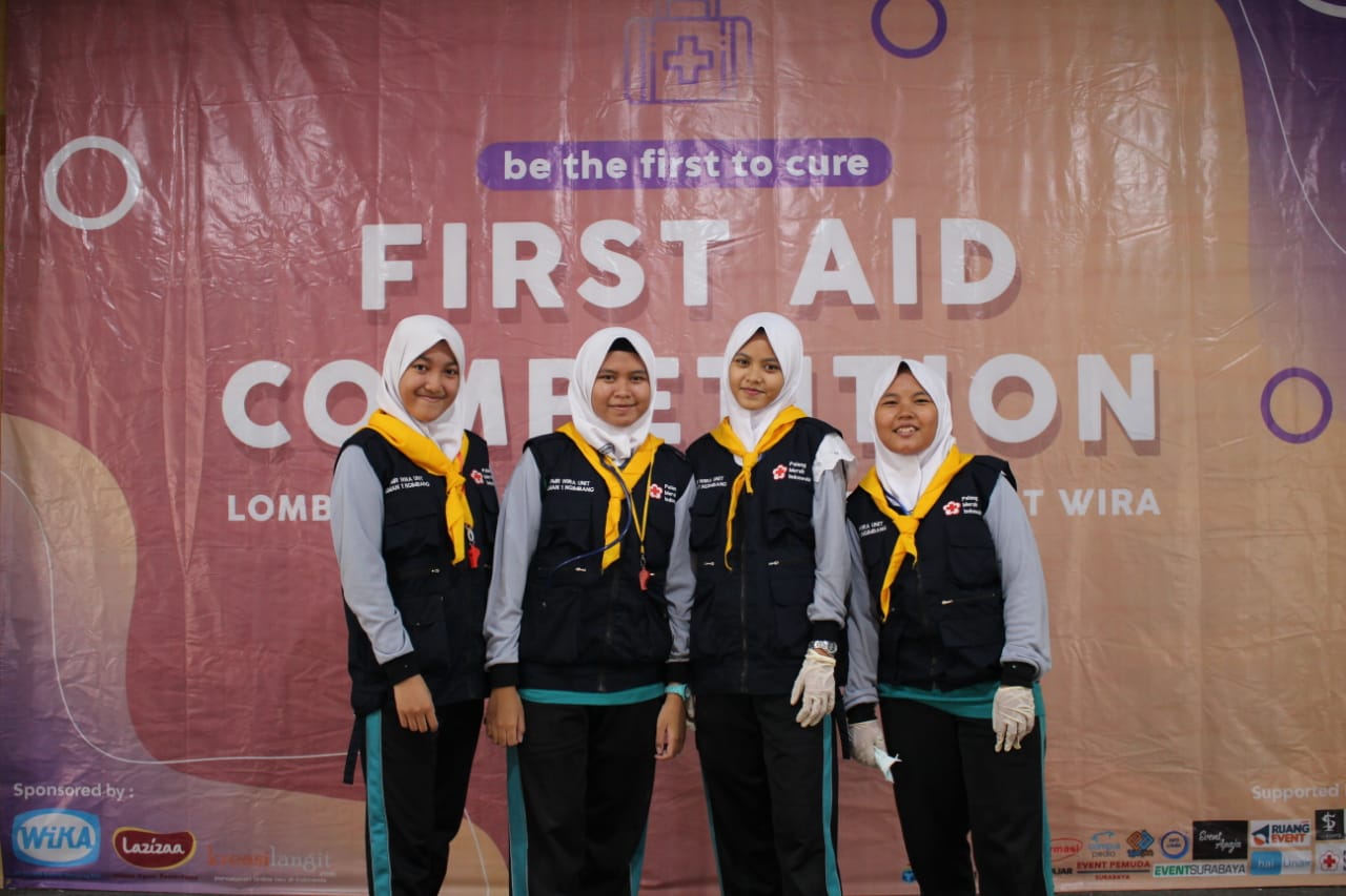 Read more about the article Gelar First AidCompetition, K3 UNAIR Berupaya Wadahi Minat Siswa SMA
