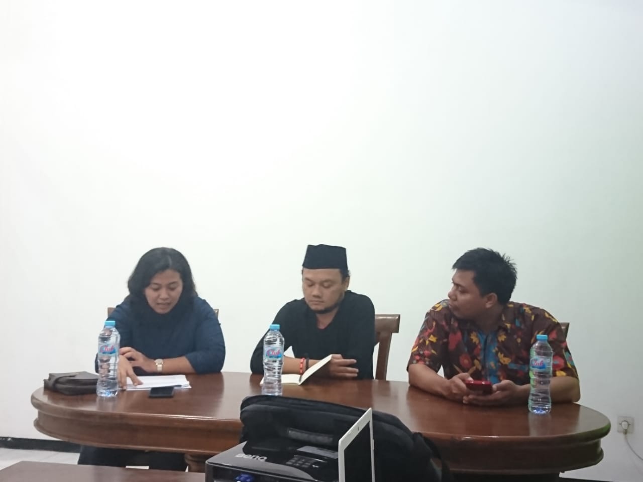 Read more about the article HRLS UNAIR Diskusikan Problema Pluralisme Masyarakat Indonesia Melalui Film
