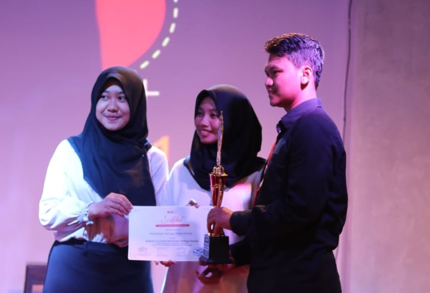 Read more about the article FKp Delegation Wins 1st Place in Basic Life Support Competition at UNPAD