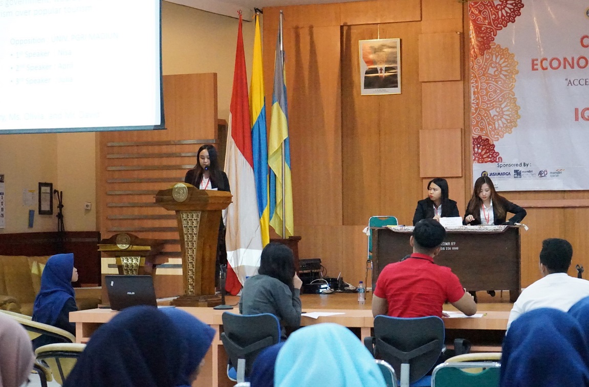 Read more about the article HIMA EKIS Kali Pertama Adakan Lomba Debat Ekonomi Islam