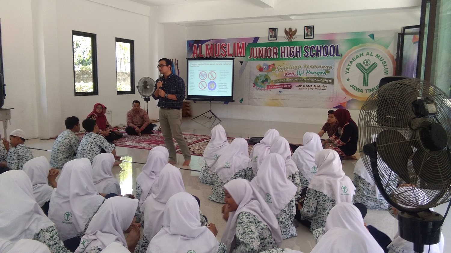 Read more about the article Gandeng Yayasan Al Muslim, UNAIR Sosialisasikan Keamanan Jajan di Sekolah