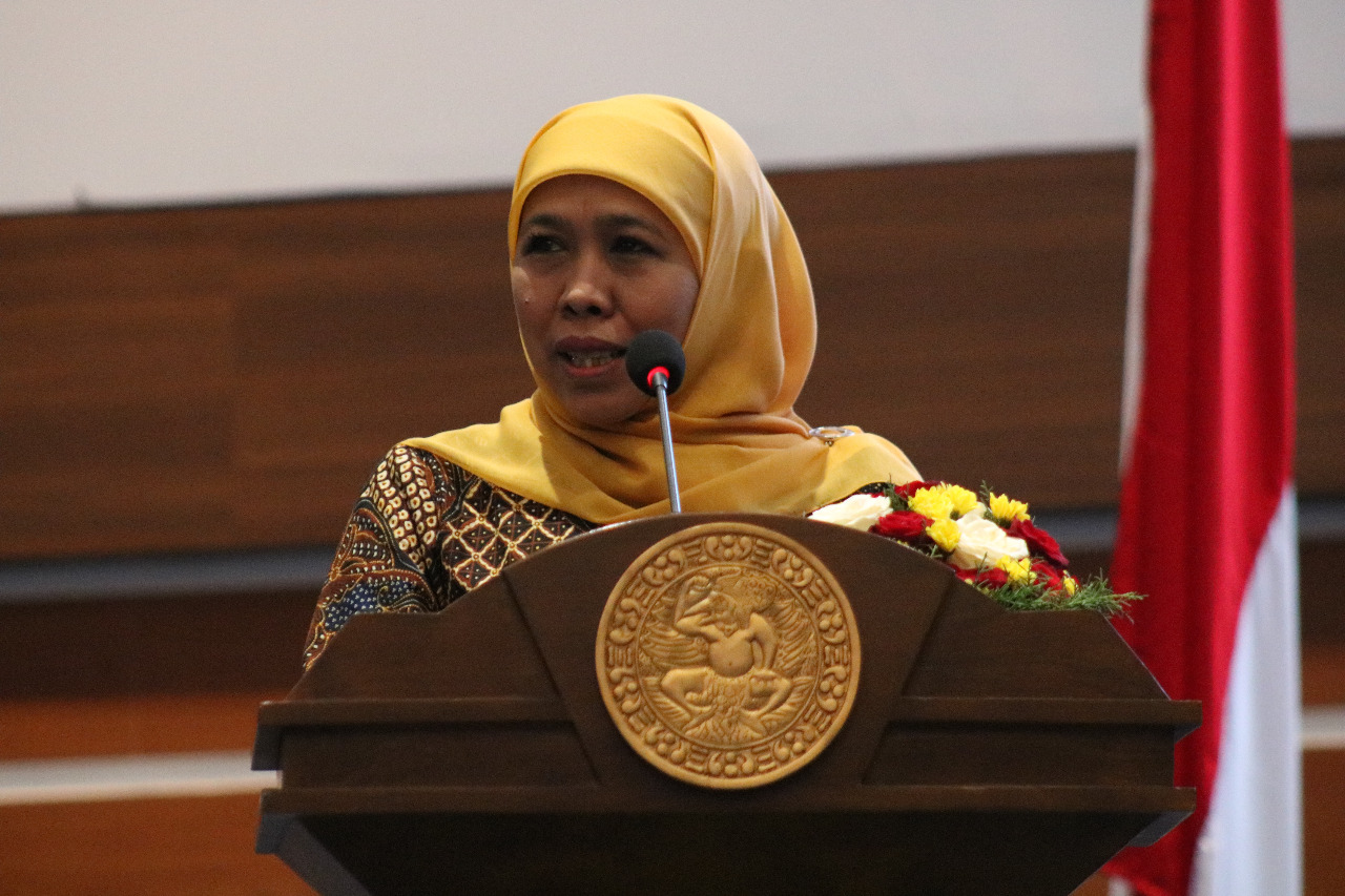 Read more about the article Khofifah Indar Parawansa: Prof. Soetandyo Plays Role in the Vision and Mission of East Java