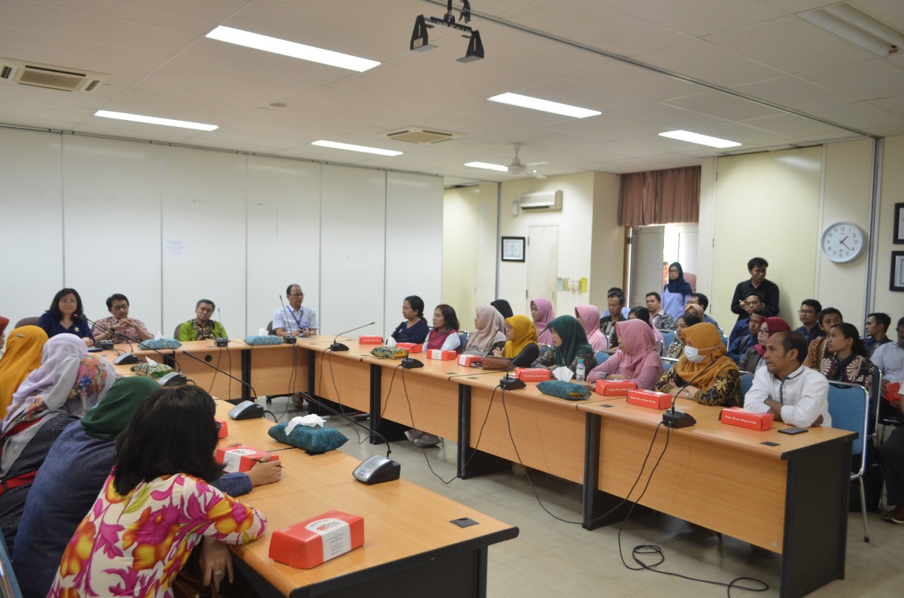 Read more about the article 50 Pranata Laboratorium Pendidikan Lakukan Kunjungan ke ITD UNAIR