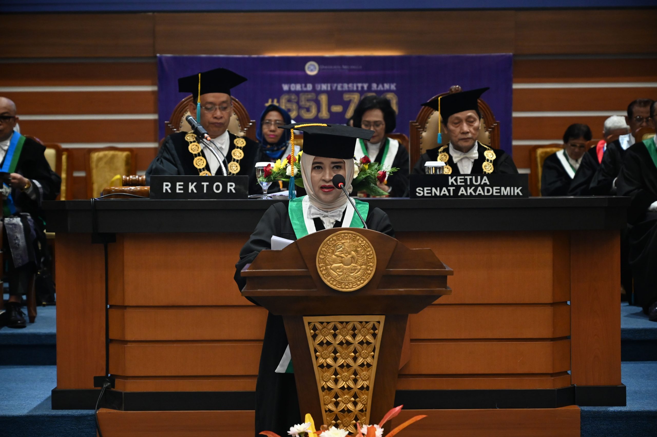 Read more about the article Dikukuhkan Sebagai Guru Besar, Prof. Elly Bahas Peranan SLPI Dalam Menyembuhkan Luka