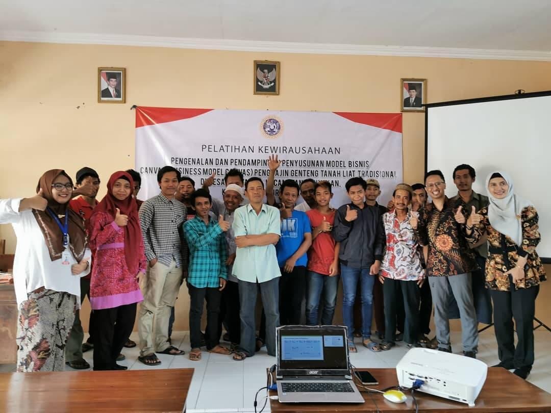 Read more about the article Ajak Masyarakat Banyakan Kediri Pahami Model Bisnis