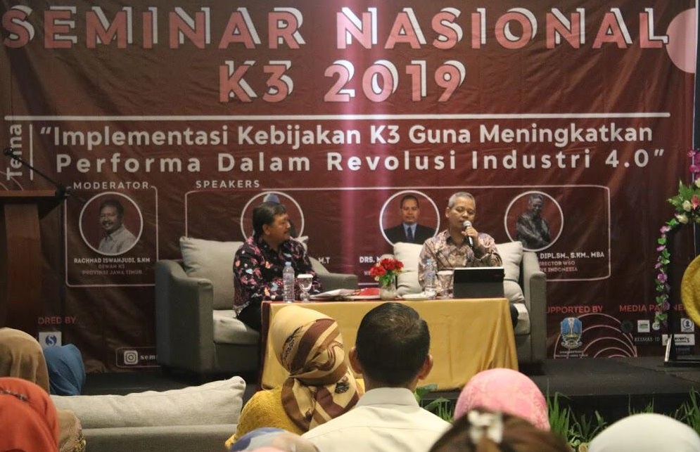 Read more about the article Tantangan K3 di Era Revolusi Industri 4.0