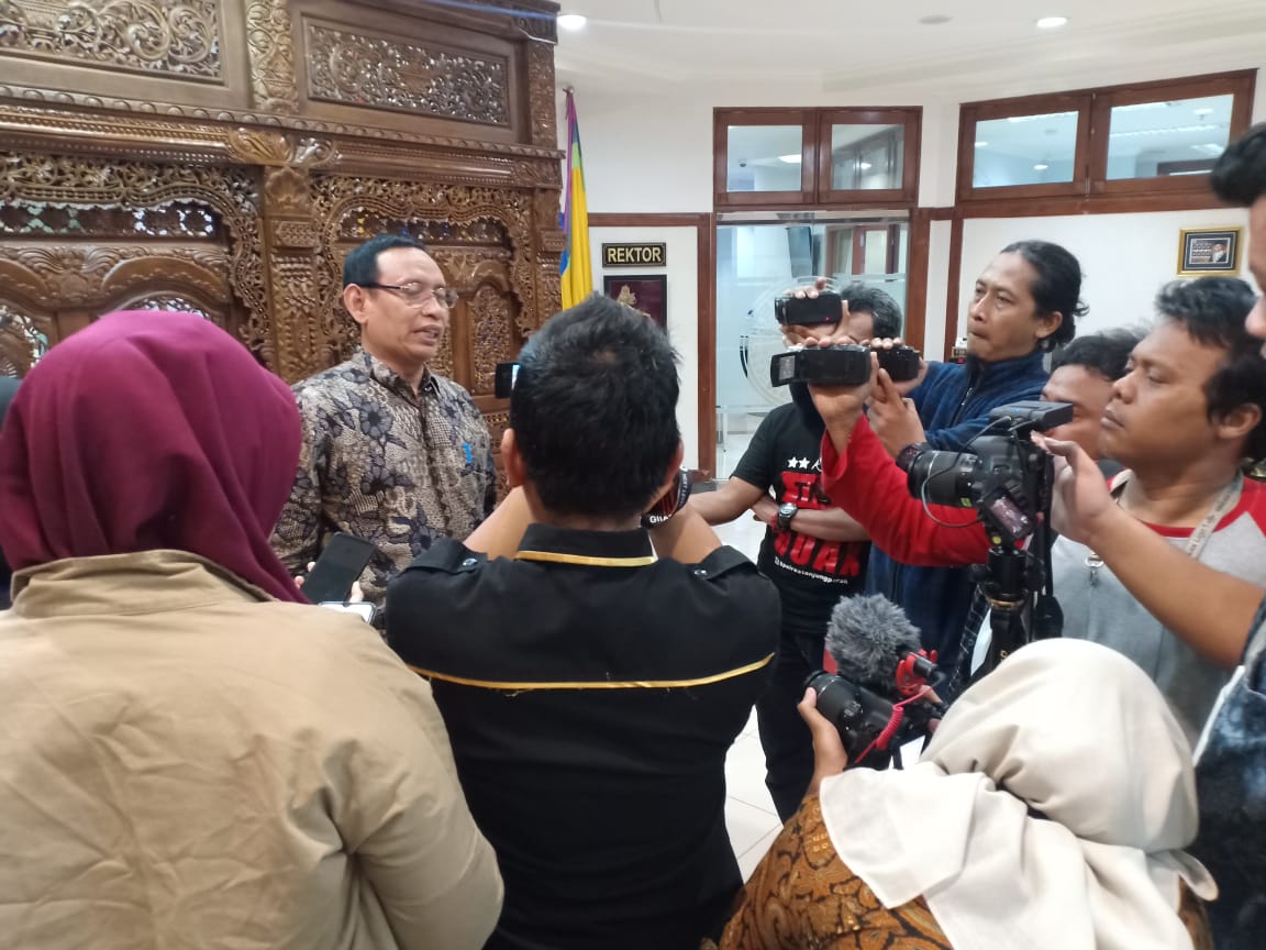 Read more about the article Ketua LTMPT Imbau Peserta untuk Segera Lakukan Finalisasi Data