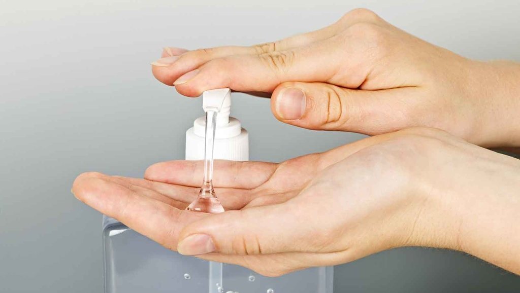 Read more about the article Mengenal Penggunaan Disinfektan dan Antiseptik