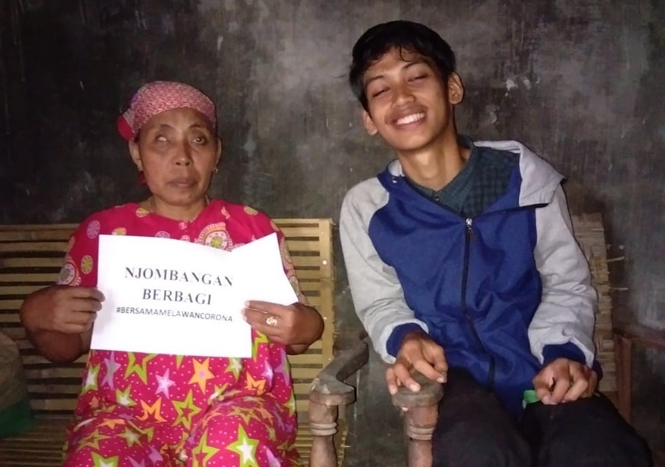 Read more about the article Sebar Hazmat ke Puskesmas Sampai Donasi ke Tunanetra di Jombang
