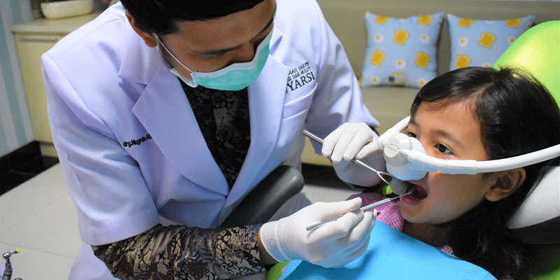 Read more about the article Faktor – Faktor yang Memengaruhi Penggunaan Layanan Kesehatan Gigi di Indonesia