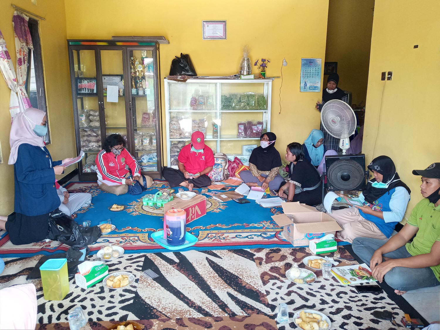 Read more about the article KKN Sampit Dampingi Masyarakat Berbisnis di Tengah Pandemi
