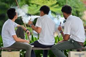 Read more about the article Maskulinitas Remaja dan Kebiasaan Merokok di Surabaya