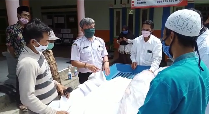 Read more about the article KKN Desa Bayu adakan Sosialisasi Pemulasaran Jenazah Penyakit Menular di Tengah Pandemi
