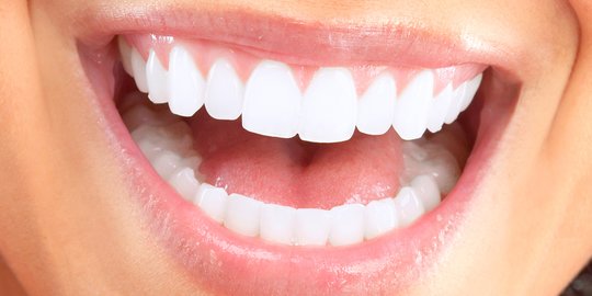 Read more about the article Dampak Penggunaan Hidrogen Peroksida dalam Perawatan Gigi pada Rongga Mulut