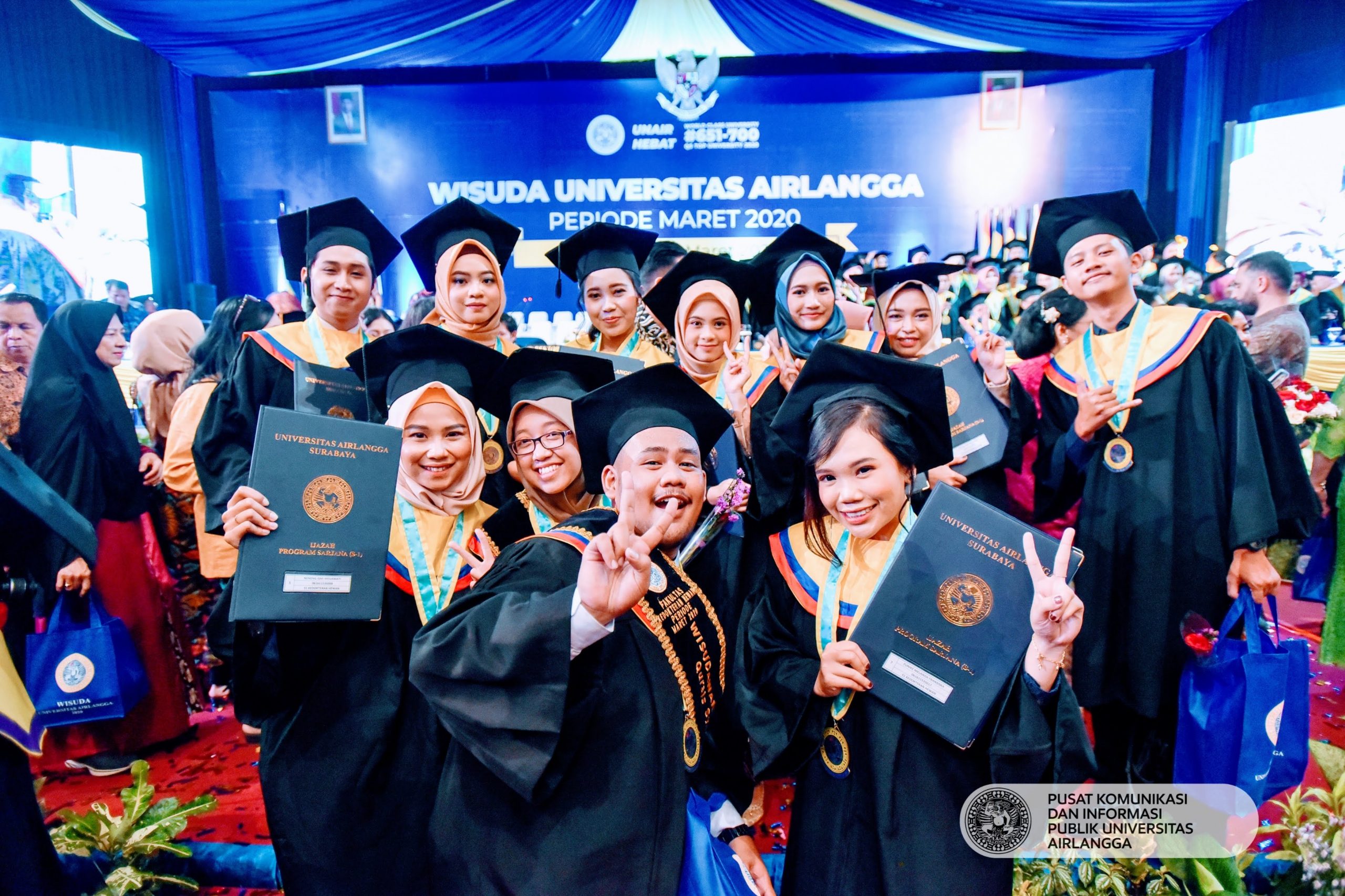 Read more about the article Wisuda Offline UNAIR