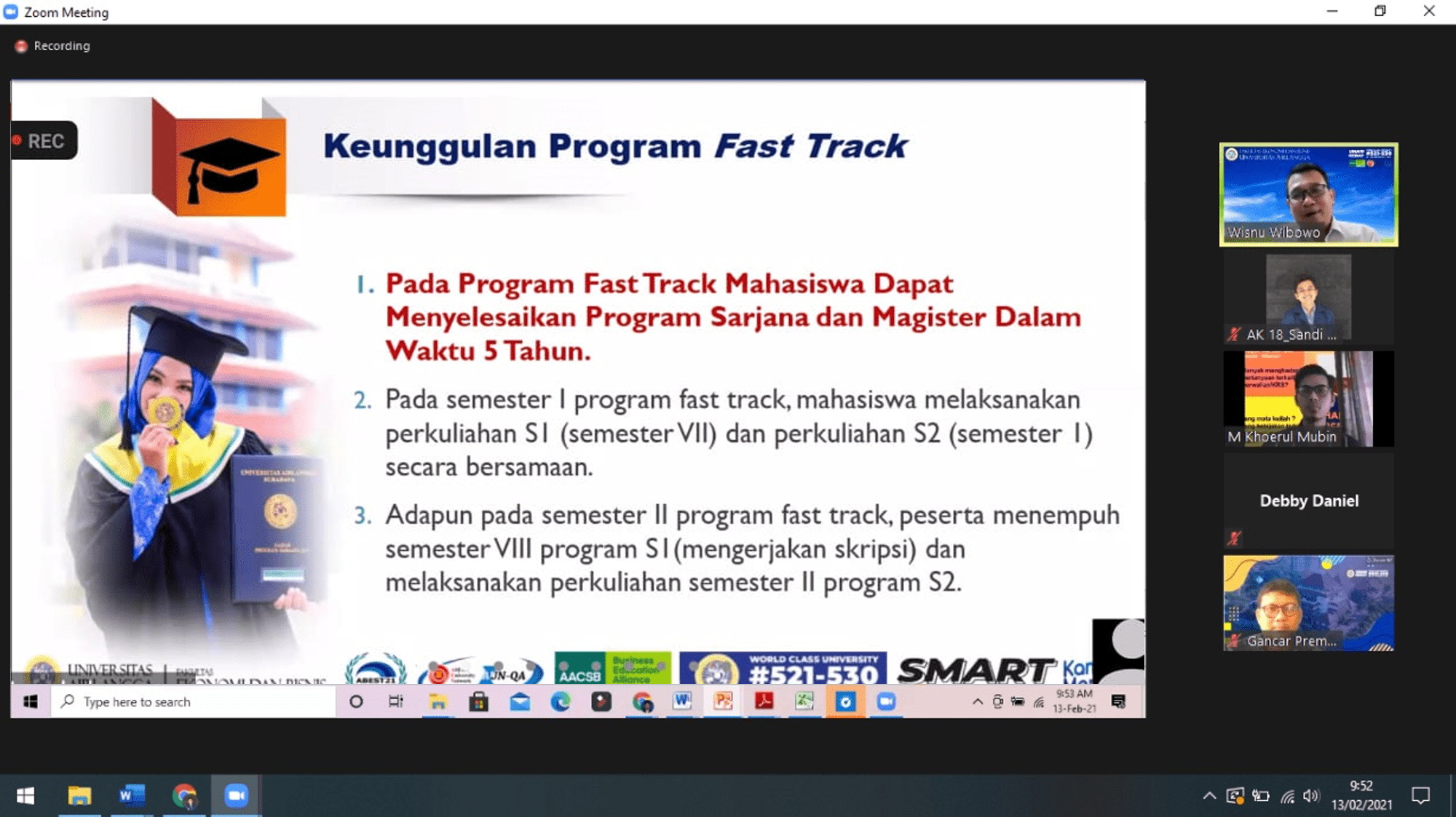 Read more about the article FEB UNAIR Paparkan PMB Daring & Fast Track Kepada Mahasiswa