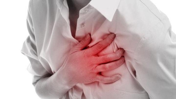 Read more about the article Gambaran Rekaman Jantung yang Menyerupai Serangan Jantung Akut Pada Kasus Nyeri Perut Mendadak, Apa Penyebabnya?