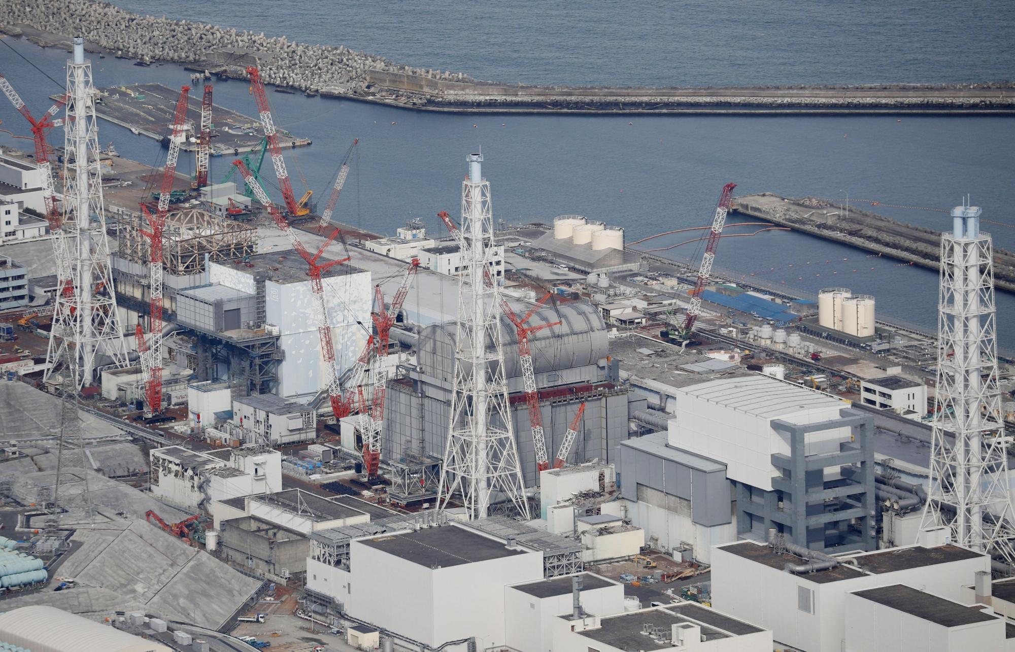 Read more about the article Dosen UNAIR Tanggapi Pengolahan dan Dampak Limbah Nuklir Jepang