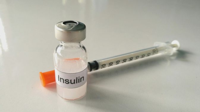 Read more about the article Adakah Perbedaan Efek Insulin Antara Pria dan Wanita dengan Diabetes?