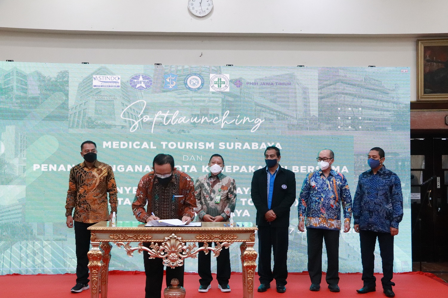 Read more about the article UNAIR dan Pemkot Inisiasi Layanan Medical Tourism Surabaya