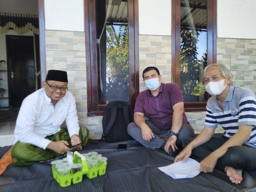 Read more about the article Tingkatan Kualitas Produk Olahan Hasil Perikanan di Desa Aeng Dake Kabupaten Sumenep melaluai Pelatihan Penerapan Sanitasi Hygiene