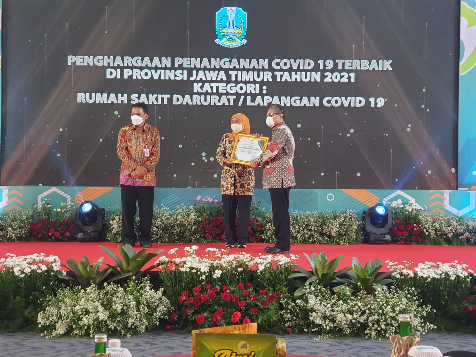 Read more about the article Universitas Airlangga Hospital (RSUA) is chosen as the best Covid-19 referral hospital in East Java