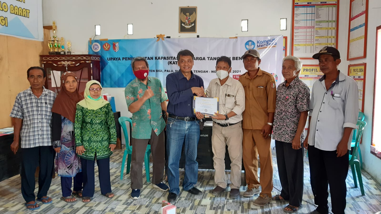 Read more about the article FKM UNAIR Sosialisasikan Keluarga Tangguh Bencana di Sulawesi Tengah