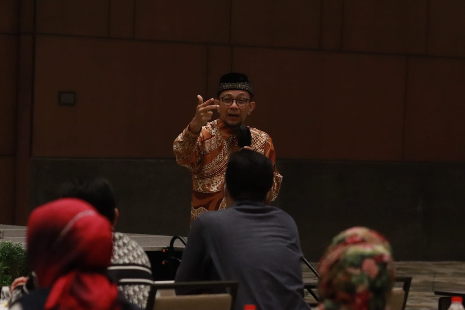 Read more about the article Ustaz Wijayanto emphasizes five important things to start organizational change