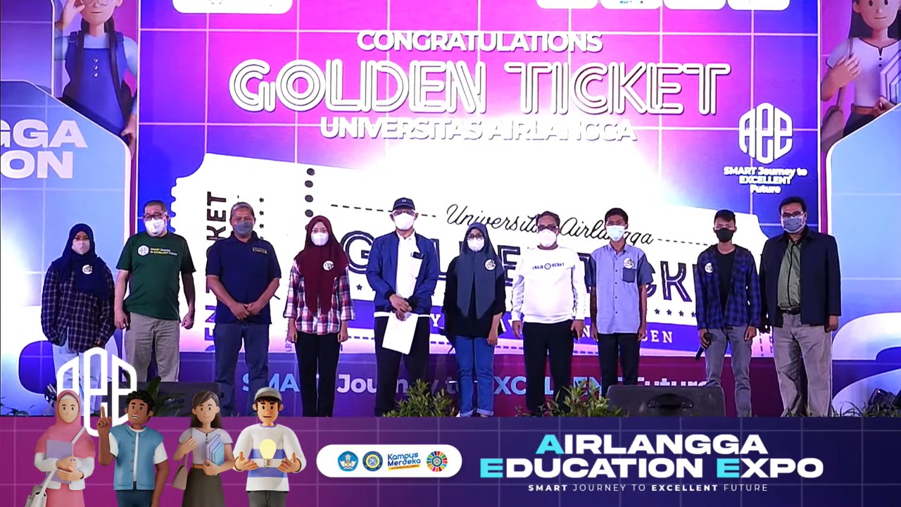Read more about the article UNAIR Rector announces five students AEE 2022 Golden Ticket recipients