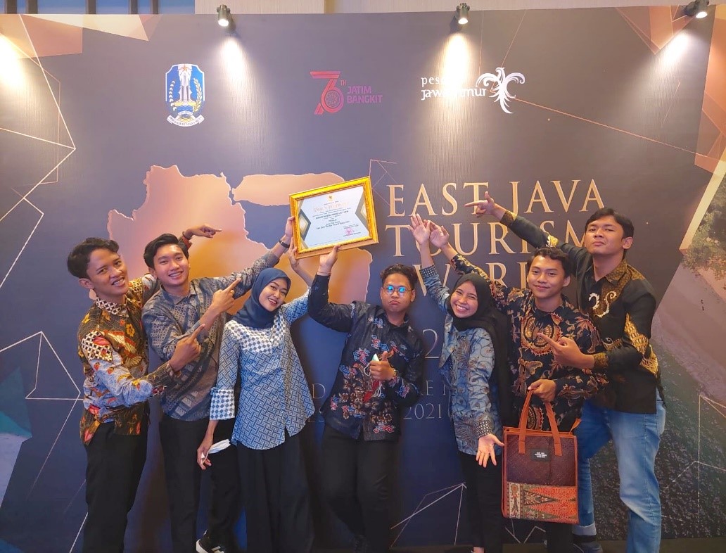 Read more about the article Pemprov Jatim Beri Penghargaan Film Karya Mahasiswa UNAIR